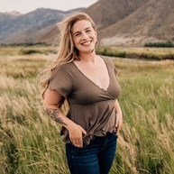 a photo from Cayla De Tar