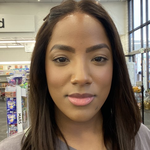 Dainara Santos Lima Photo