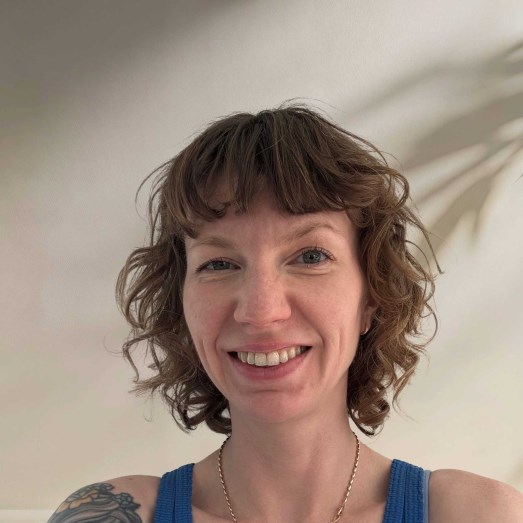 caitlin rhoads Photo