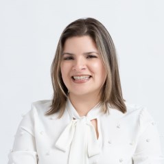 a photo from Natalia Familia