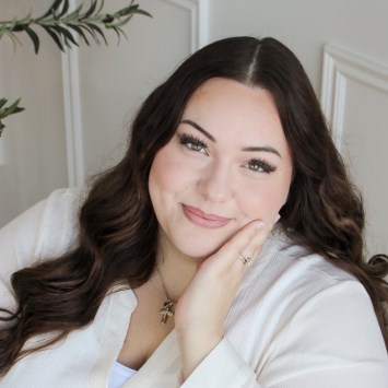 Christina  Karteris Photo