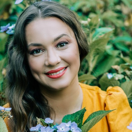 Olga Okhapkina Photo