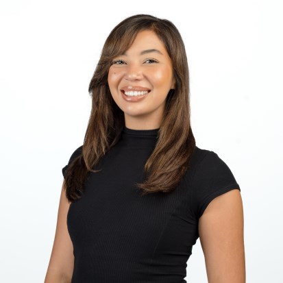 Gabrielle Duenas Photo