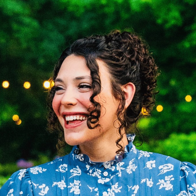 Amanda Bernett Photo