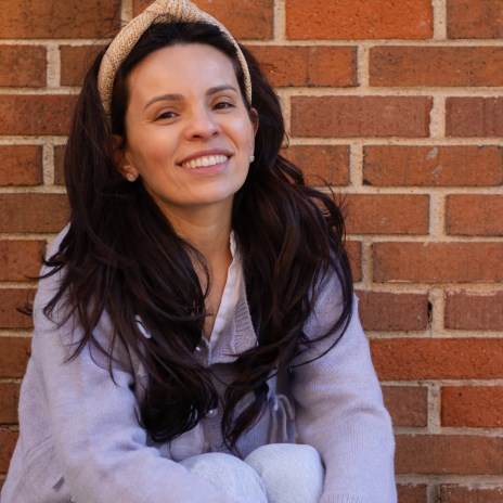 Vania  Oliveira-Breen Photo