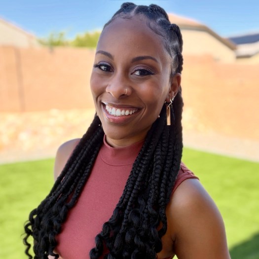 Taja Vivens Photo