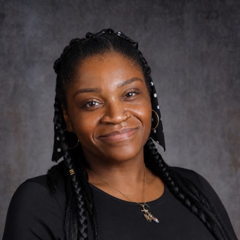 Christine  Simmons  Photo