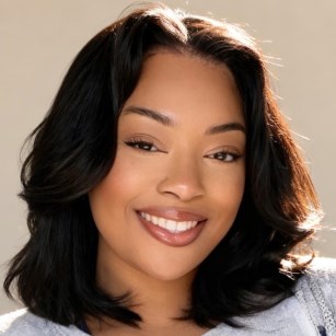 Caira McClain Photo